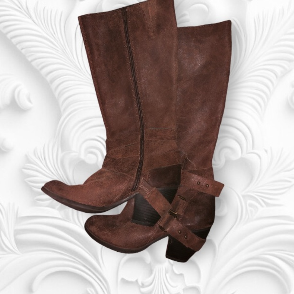 Fergie boots